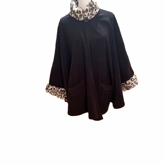 Vintage Cejon black fleece cape. size s/m - Picture 1 of 7